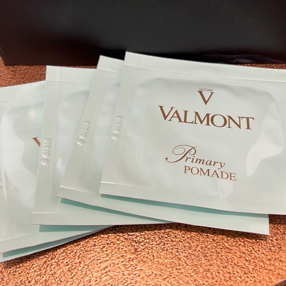 Valmont
PRIMARY POMADE samples x 5